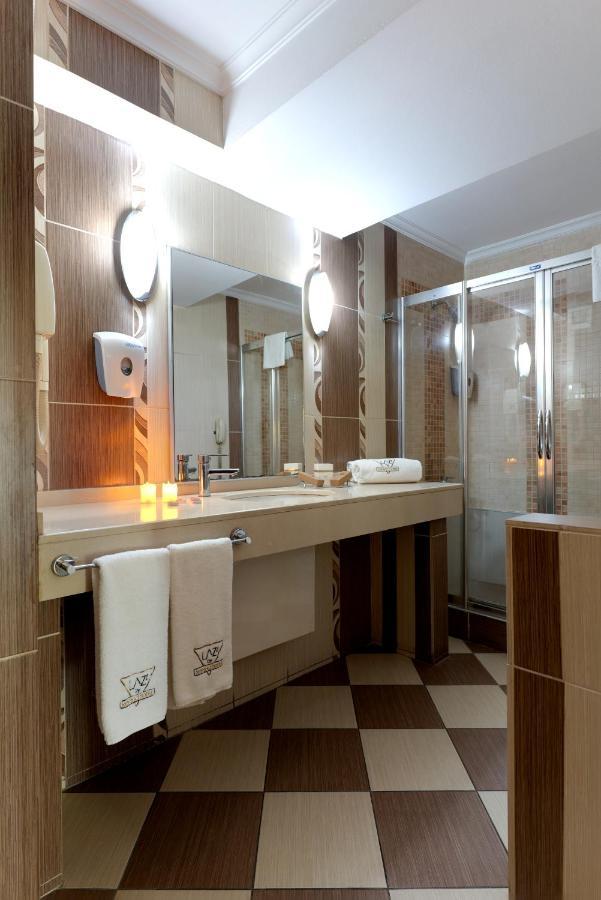 Hotel Lazz By Ketenci 3*